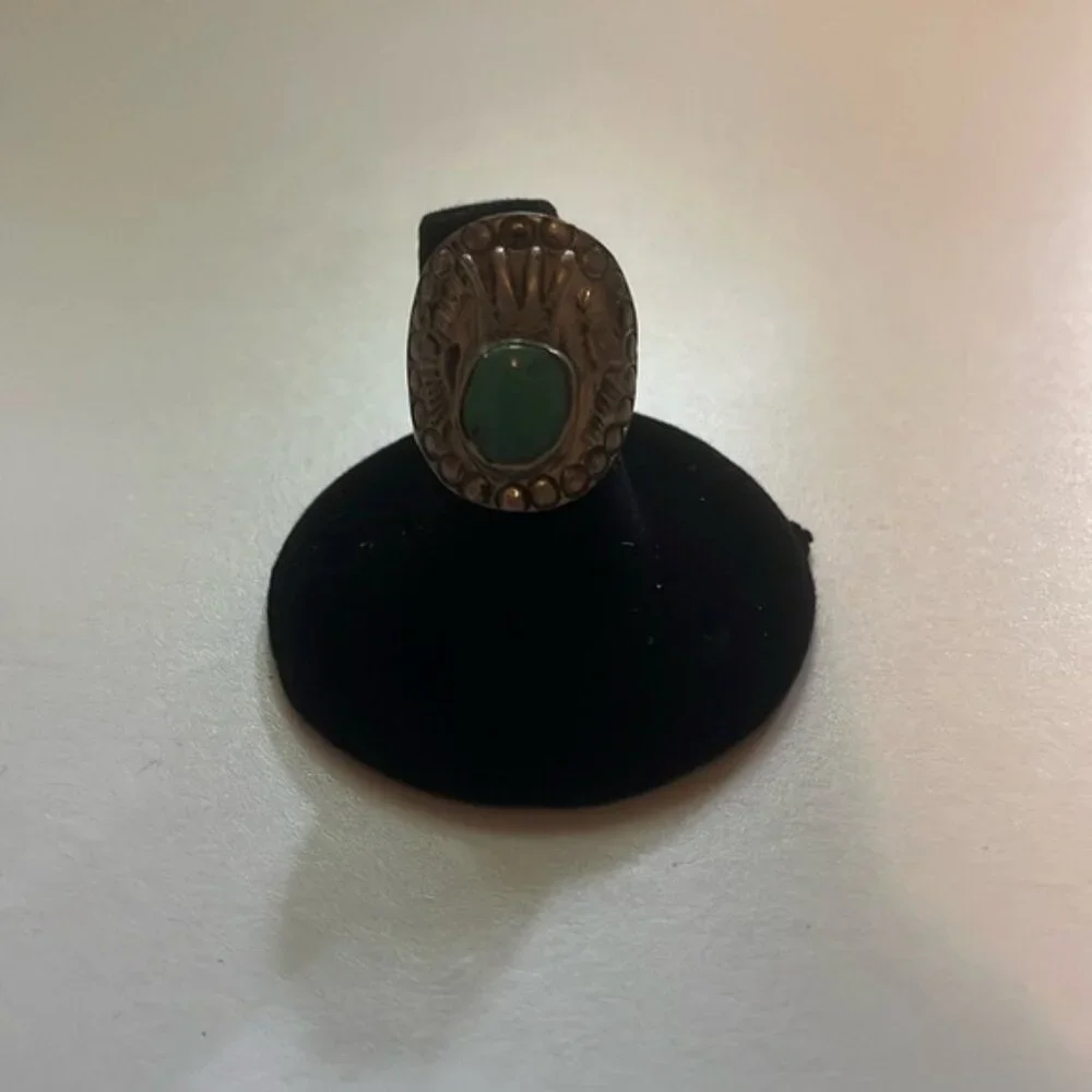 💍✨ Vintage Costume Silver Ring with Turquoise Stone & Sunburst Design ✨💍